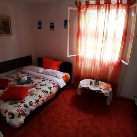 Ferienwohnung APP Veselica Umag Exterior foto