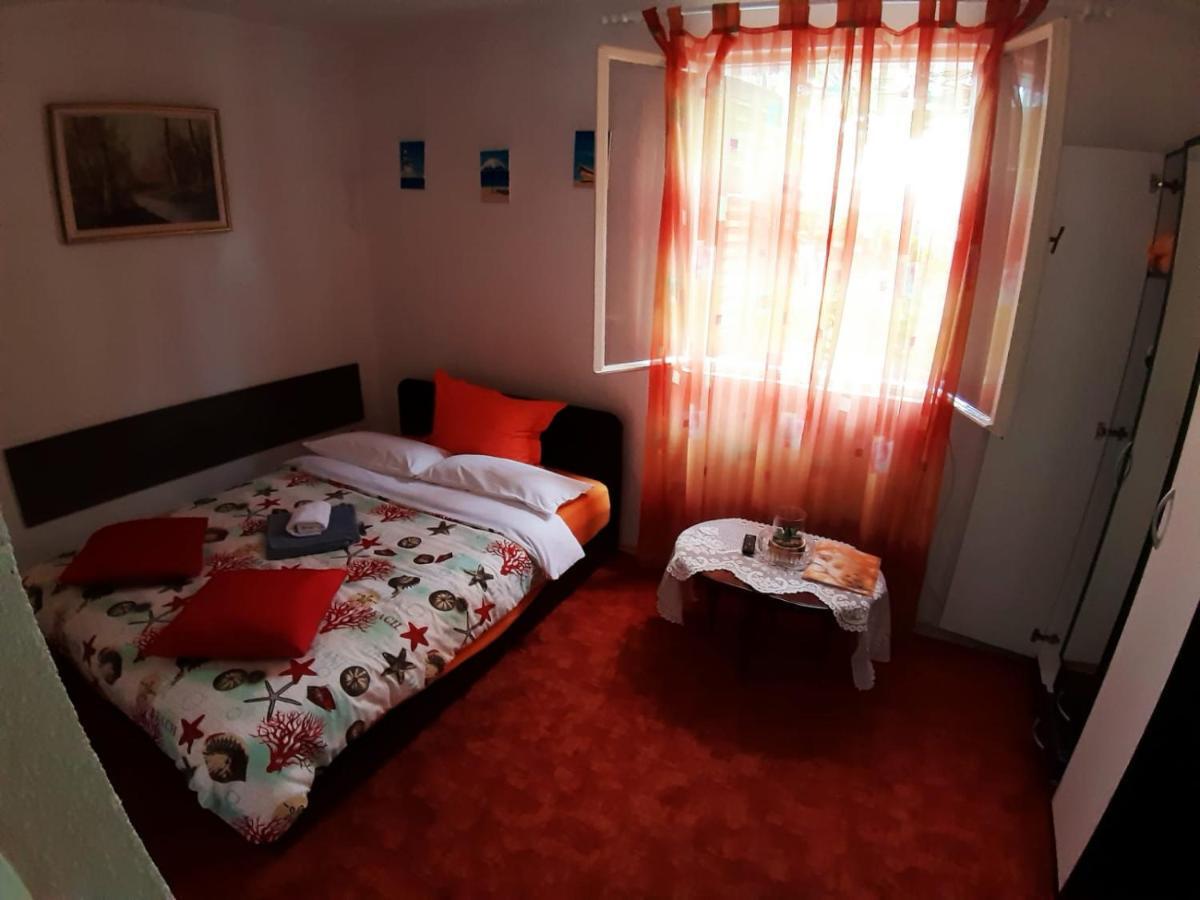 Ferienwohnung APP Veselica Umag Exterior foto